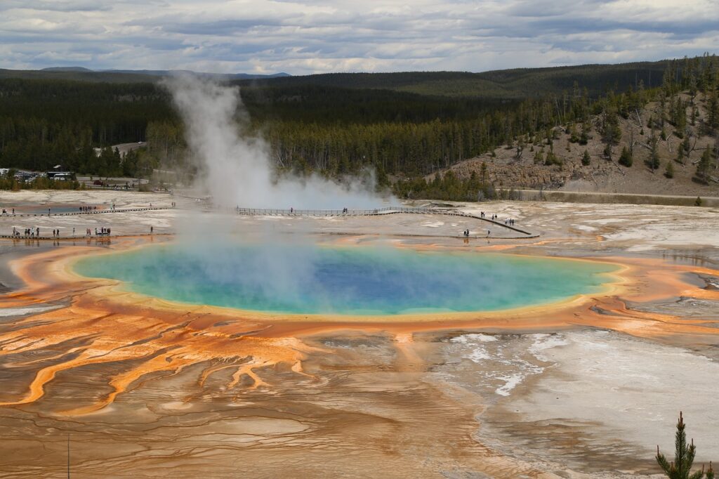 Entrance gate of Yellowstone National Park